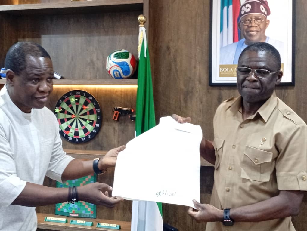 DG NIS calls for partnership