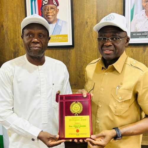 At the NIS Athletes Development Centre in Abuja, the Director General/CEO of the National Institute for Sports, Rt. Hon. Comdr. Philip Shaibu, received the President of the Nigeria Grassroot Sports Forum, FCT, Godwin Bamigboye, during a courtesy visit .